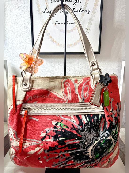 Coach Handbags - Coach Poppy Glam Tote